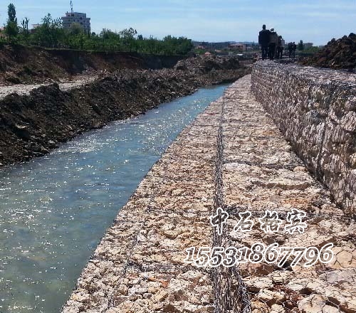 固濱石籠 固濱石籠